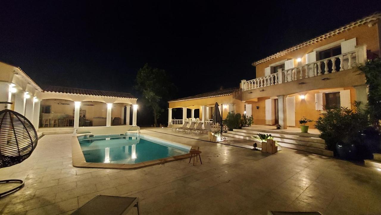 Le Mas Provencal Régusse Esterno foto